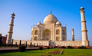 Same Day Taj Mahal Tour by Train from Delhi