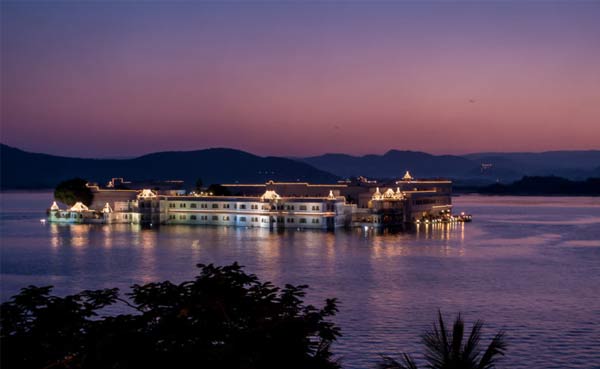 golden-triangle-tour-with-pushkar-and-udaipur-for-9-days